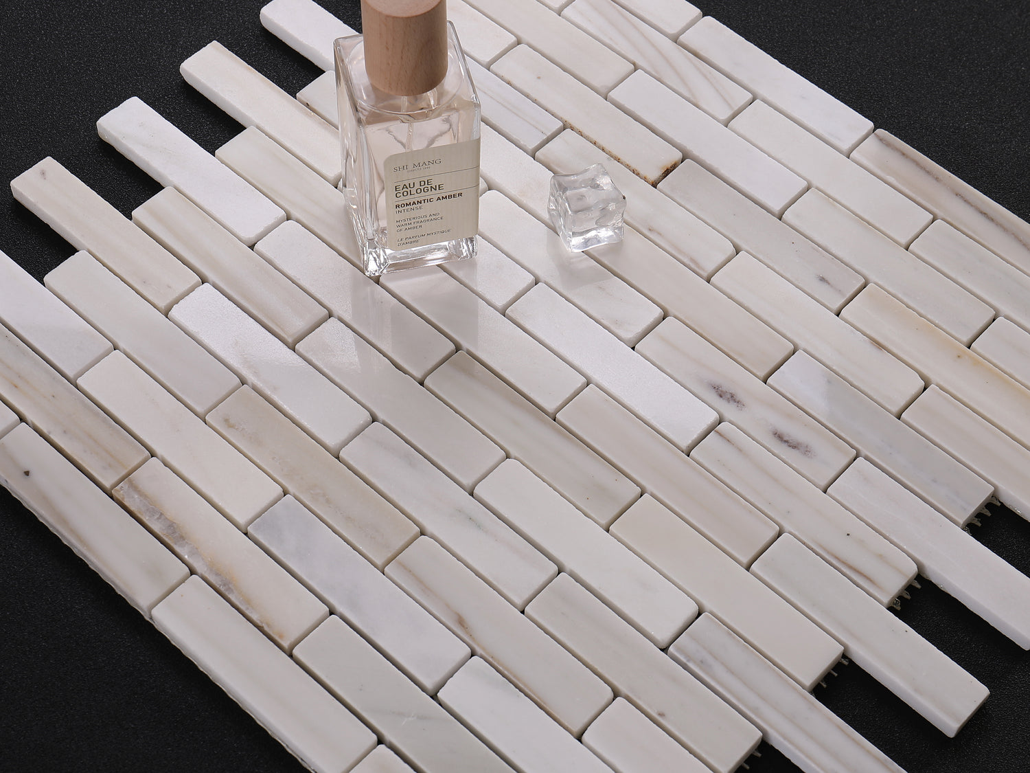 Italian Calacatta Gold Mini Brick Pattern Marble Backsplash Mosaic Floor & Wall Tiles (12x12 inch)DP5940