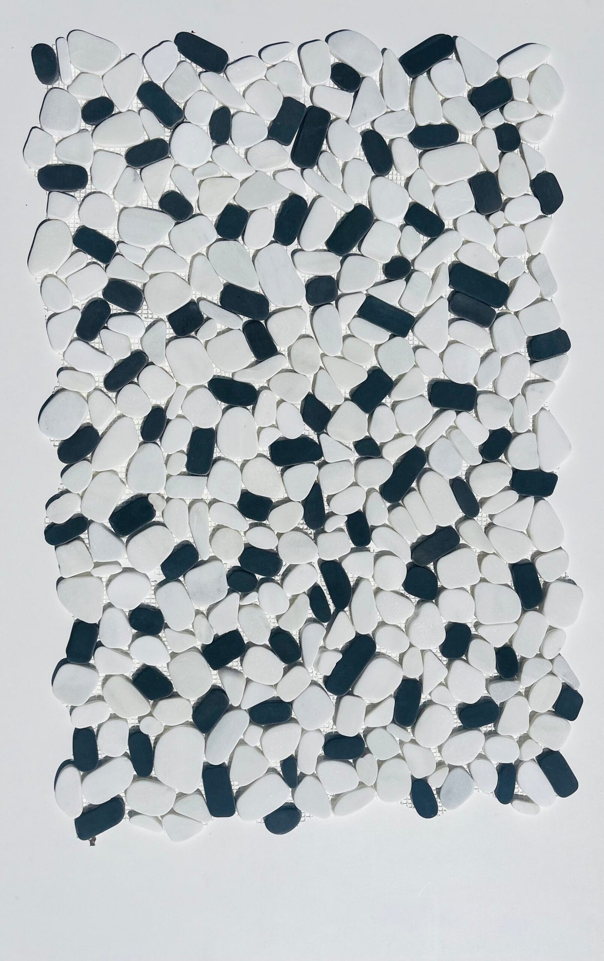 WHITE MIX BLACK NATURAL RIVER STONE Marble Backsplash Mosaic Floor and Wall tile  (12x12 inch) MG643