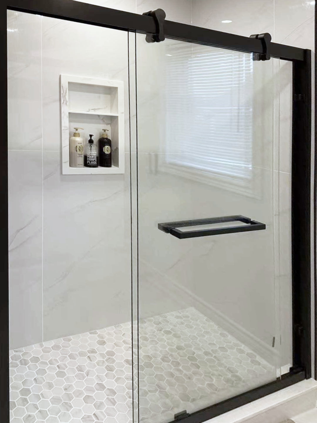 16x24 Staturio Marble Shower Niche - Double Shelves