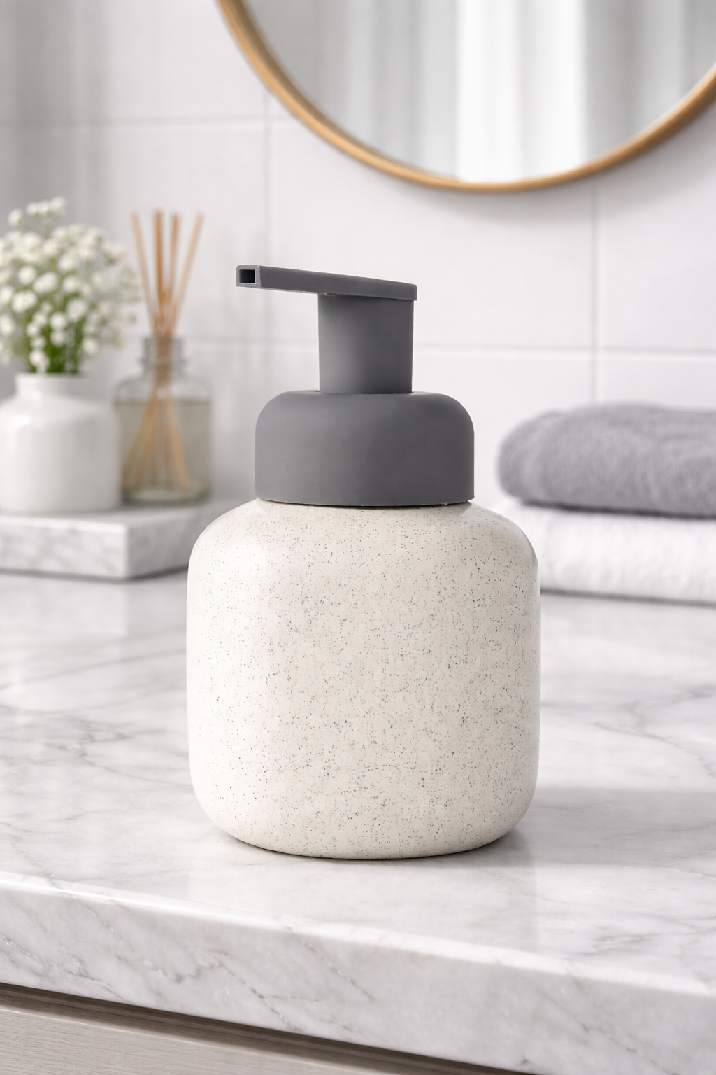 Minimalist Cream Ceramic Soap Dispenser